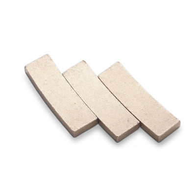 Segmento de diamantes para partes de cuchillas de sierra de tufo, losas de granito y herramientas de corte de bloques pequeños