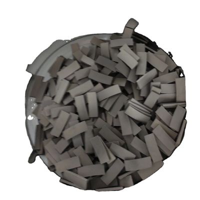 Segmento de diamante en forma de ARC para herramienta de hoja de sierra de 600 mm en Indonesia Corte de andesita