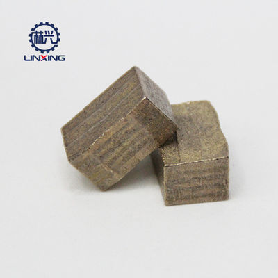 Segmento de diamante multiblade de buen grado 24x8.8/9.6x15mm para el corte húmedo de granito