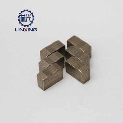 Segmento de diamante multiblade de buen grado 24x8.8/9.6x15mm para el corte húmedo de granito