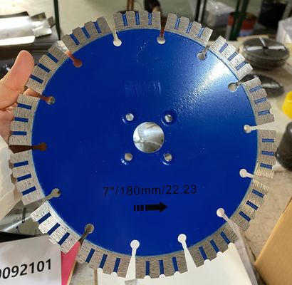 Disco cortador de cuchillas de diamantes de 180 mm recubierto de Ti para el acabado de piedra volcánica en México