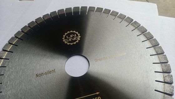 Cuchilla de corte de granito de 350 mm de diámetro 40 mm de forma de segmento para la división precisa de bloques