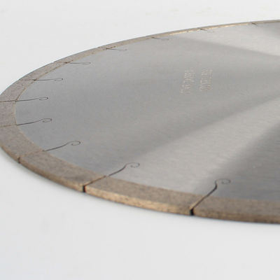 Tamaño del segmento 39.5/37.5*3*10mm Dekton Disco de cortador de cuchillas de sierra de diamante para máquina CNC