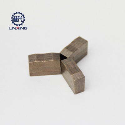 Las herramientas necesarias con soldadura de alta frecuencia Segmento de diamante para la naturaleza Método de soldadura de piedra