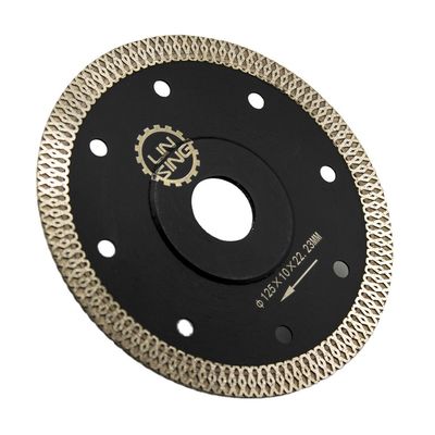 140 dientes de malla silenciosa de diamante de hoja de sierra circular para el corte de cerámica / porcelana / Dekton