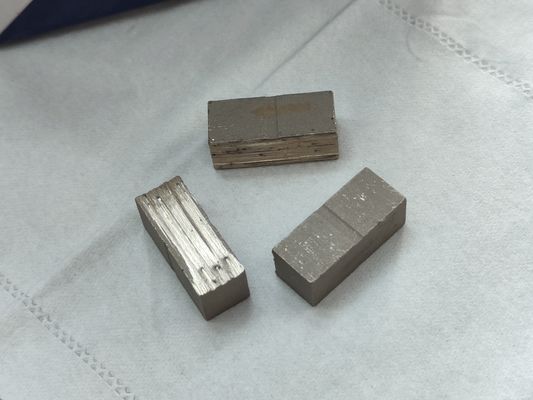 Polvo de diamante de 1,2 metros de hoja única segmento de diamante para el corte de mármol en Europa