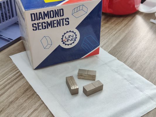 Polvo de diamante de 1,2 metros de hoja única segmento de diamante para el corte de mármol en Europa