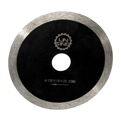El corte de cerámica y porcelana se hace más fácil con la hoja de sierra de borde continuo circular de diamante