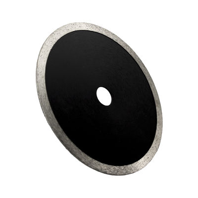 Cortar la piedra con confianza utilizando HOT PRESS D180mm de borde continuo de diamantes de corte de discos