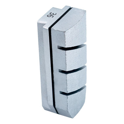 La molienda áspera de losas de granito se hace más fácil con la máquina de pulido automática Diamond Fickert