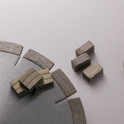 Segmento de diamante de tipo K de forma Sang de múltiples capas para Indonesia Altura del segmento 13/15/20 mm