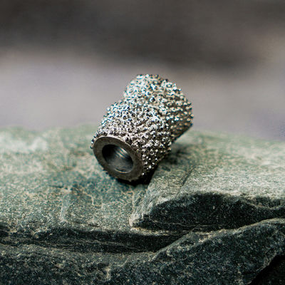 Perlas de sierra de alambre de doble cono de diamantes con soldadura al vacío para cortar travertino de mármol en Brasil