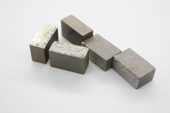 Diamante de segmento de forma plana para granito Andeita herramienta de corte de lava 1800 mm punta de la hoja