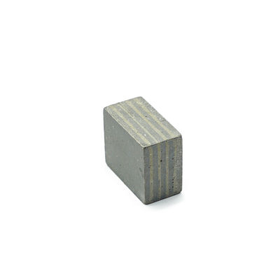 24*12,5*20mm Segmento de diamante de forma plana para herramientas de molienda de losas de piedra súper suaves