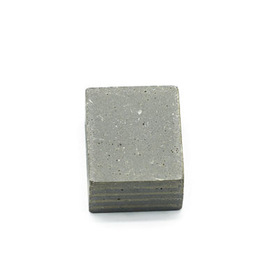 24*12,5*20mm Segmento de diamante de forma plana para herramientas de molienda de losas de piedra súper suaves