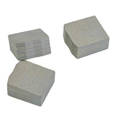 Segmentos de diamante de tipo M personalizados 24*11.6/12.4*20mm para el corte de bloques de granito y losas