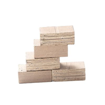 Segmento de diamante de punta de mármol personalizado de 24 * 8 * 13 mm para corte blando y duro en Pakistán