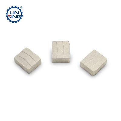 Velocidad de corte rápida 1600 mm Cuchilla 20 mm Segmento de altura para herramienta de corte de diamantes de granito