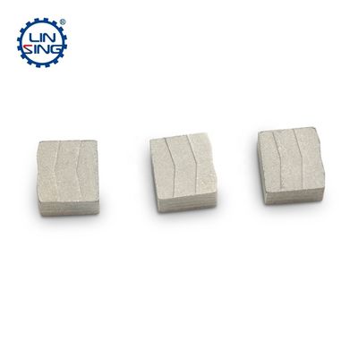 Velocidad de corte rápida 1600 mm Cuchilla 20 mm Segmento de altura para herramienta de corte de diamantes de granito