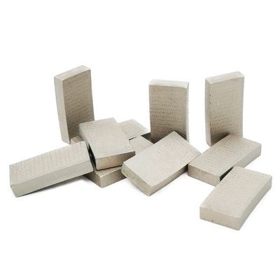 Soporte personalizado OEM Arix Segmento de corte de punta para la larga vida y el corte de piedra