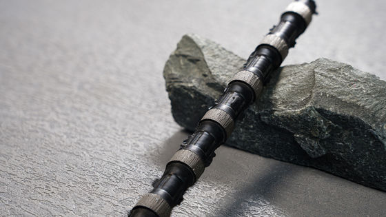 Saw de alambre de corte de diamantes personalizado para granito y mármol 5000m / semana Capacidad de producción