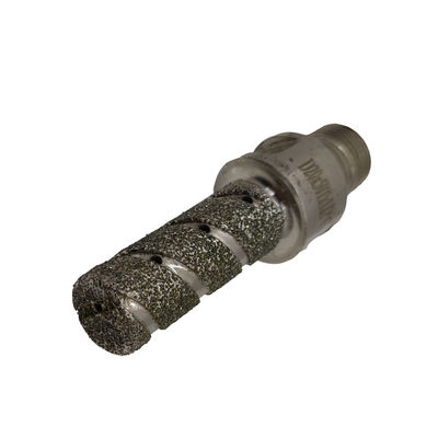 Perforación sin esfuerzo de baldosas de porcelana con metal y diamante electroplacado