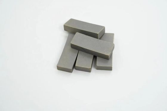 Apoyo OEM Segmento de diamantes de 350 mm para herramientas de corte de diamantes de piedra basáltica en Indonesia