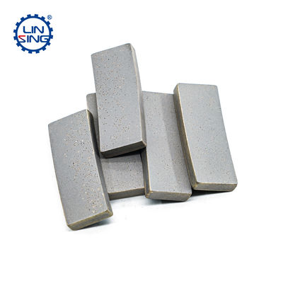 350 mm MonoSierra Andesita Segmento de diamante en forma de arco punta 40 * 3,6 * 15 mm para herramienta de corte