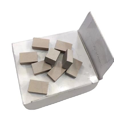 Enlace de hierro 48 pulgadas cuchilla de piedra caliza para las necesidades de corte de mármol duradero en Vietnam