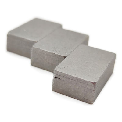 24*8,5*15mm Diamante punta de hoja de sierra para corte de andesita TUV certificado y forma plana