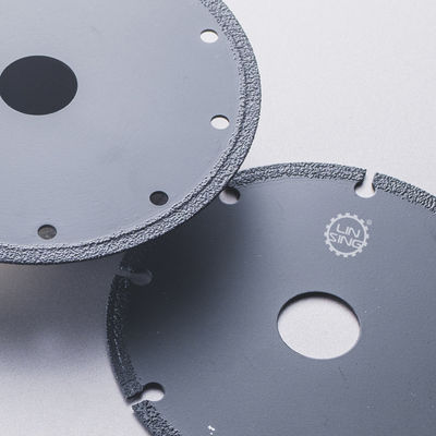 1.8 mm espesor del núcleo de acero disco de corte de diamantes con soldadura al vacío para aluminio de piedra metálica