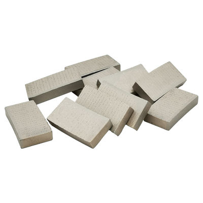 Techo superior Arix Segmento de diamante y hoja de sierra para cortar azulejos de losas de granito grado A-grado
