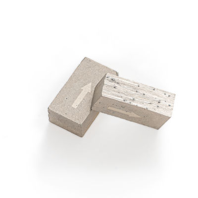 Segmentos de diamantes rectos de 24x8x13 mm para el corte de mármol y granito multipropósito personalizado