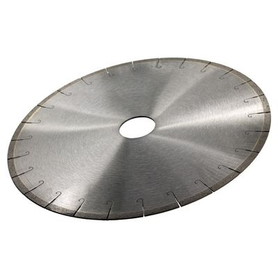 Cuchilla de sierra silenciosa con ranura en J revestida con Ti para cortar cerámicas de porcelana Dekton