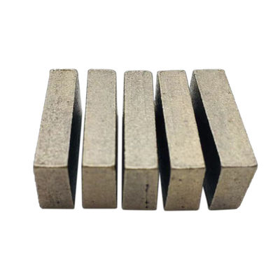 Segmentos de diamantes de soporte de OBM personalizados para la forma plana de mármol en la máquina de sierra