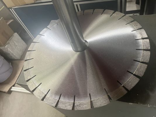 10in 350mm Saw Blade para el asfalto duradero y el concreto de corte de borde altura 0.472in 12mm