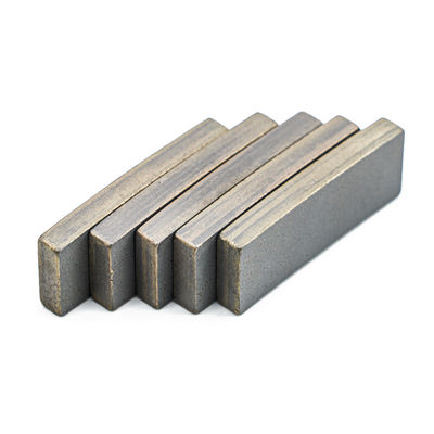 Segmentos de diamantes de larga duración para herramientas de corte de piedra de lava de 1000 mm en diseño sinterizado