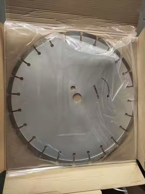 Cuchilla de sierra de diamante soldada con láser de hormigón de 450 mm con nitidez mejorada para cortar hormigón