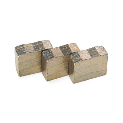 Segmentos de diamantes de polvo metálico para herramientas de corte de piedra sinterizada de alto costo y alto rendimiento