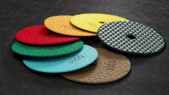 Apoyo OEM 125mm Resina Bond Diamante Pad de pulido seco flexible para mármol de granito