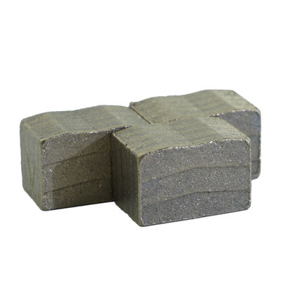 OEM soportado Segmentos de diamantes de cuchillas triples para el corte de piedras mineras 22*15.6/16.4*15mm