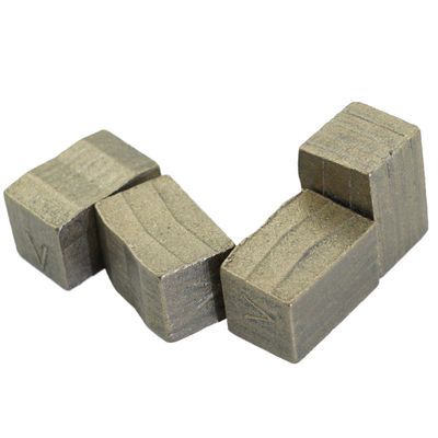 OEM soportado Segmentos de diamantes de cuchillas triples para el corte de piedras mineras 22*15.6/16.4*15mm