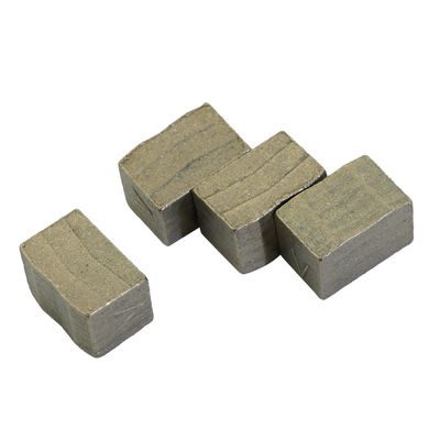 OEM soportado Segmentos de diamantes de cuchillas triples para el corte de piedras mineras 22*15.6/16.4*15mm