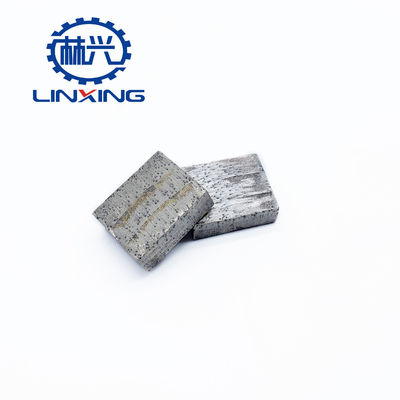 Capas de sándwich segmento piedra arenisca piedra diamantes consejos para máquina de hoja única 1200mm