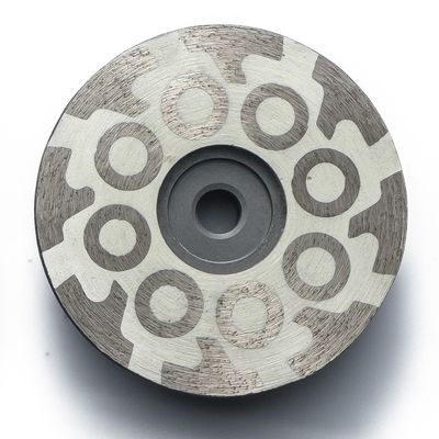 Rueda de copa de polvo de diamantes de seis segmentos para moler el granito turbo redondo lleno de resina