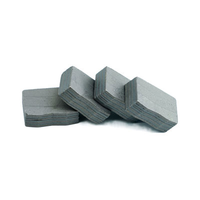 Segmento de diamante de cuchillas múltiples para la máquina de corte italiana de alta frecuencia