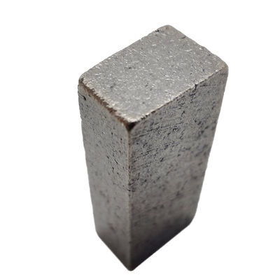 Segmento de corte de diamantes para granito duro medio tamaño de punta 20*4,8/5,4*8mm A.A.-B. grado B
